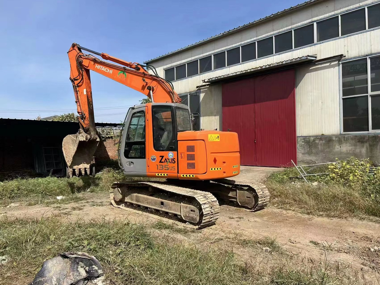 HITACHI ZX135 - Excavadora de cadenas: foto 4 HITACHI ZX135 - Excavadora de cadenas: foto 4