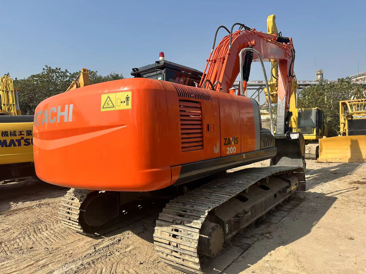 HITACHI ZX200-3 - Excavadora de cadenas: foto 2 HITACHI ZX200-3 - Excavadora de cadenas: foto 2