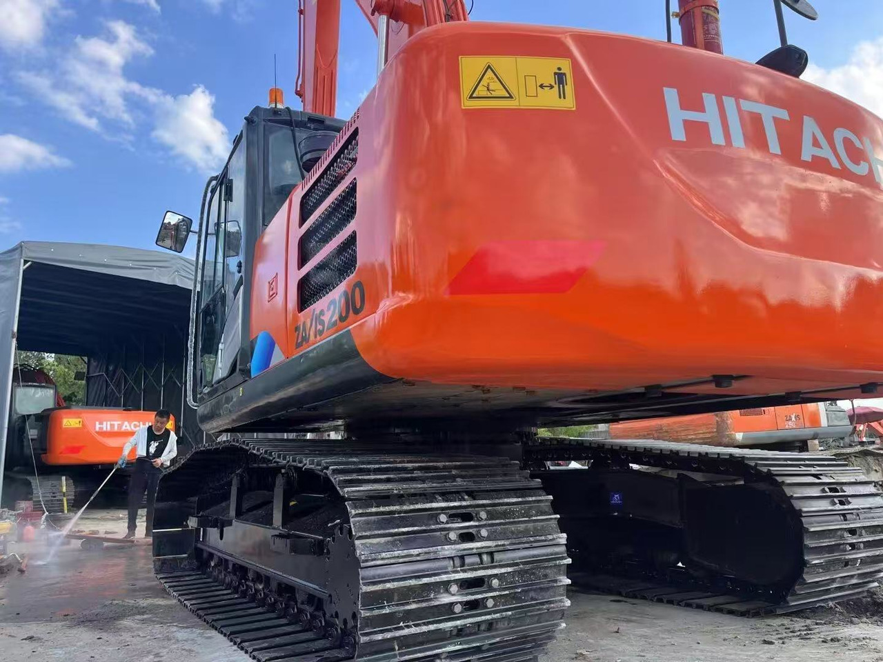 HITACHI ZX200-5G - Excavadora de cadenas: foto 4 HITACHI ZX200-5G - Excavadora de cadenas: foto 4