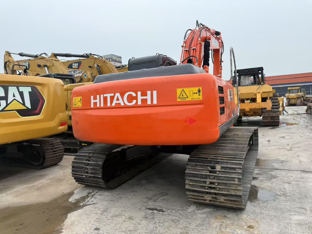 HITACHI ZX210-5G - Excavadora de cadenas: foto 4 HITACHI ZX210-5G - Excavadora de cadenas: foto 4