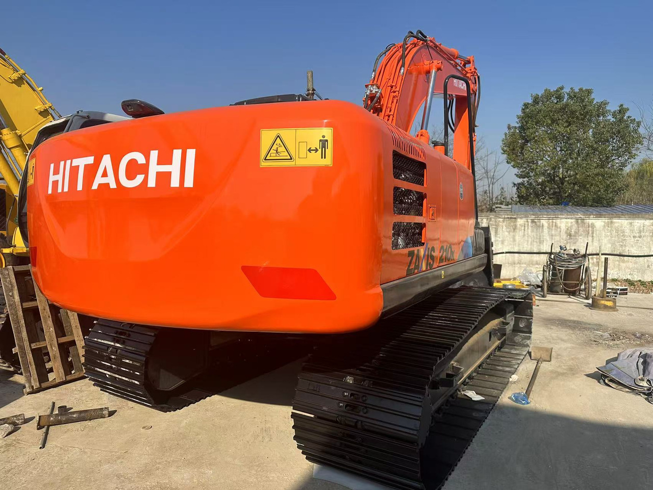 HITACHI ZX210-5G - Excavadora de cadenas: foto 4 HITACHI ZX210-5G - Excavadora de cadenas: foto 4