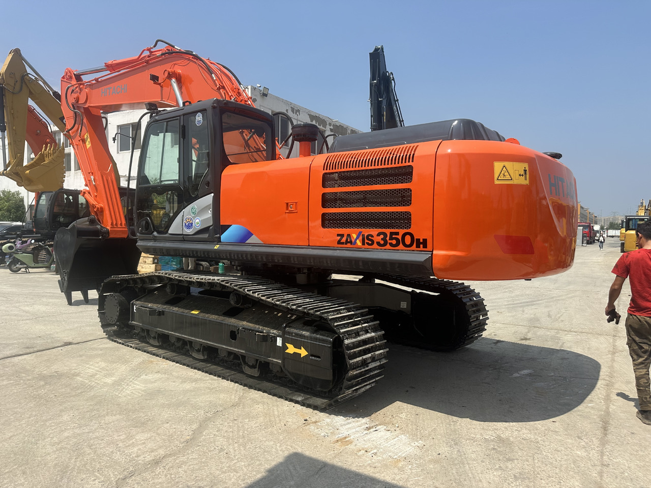HITACHI ZX350H-5G - Excavadora de cadenas: foto 3 HITACHI ZX350H-5G - Excavadora de cadenas: foto 3