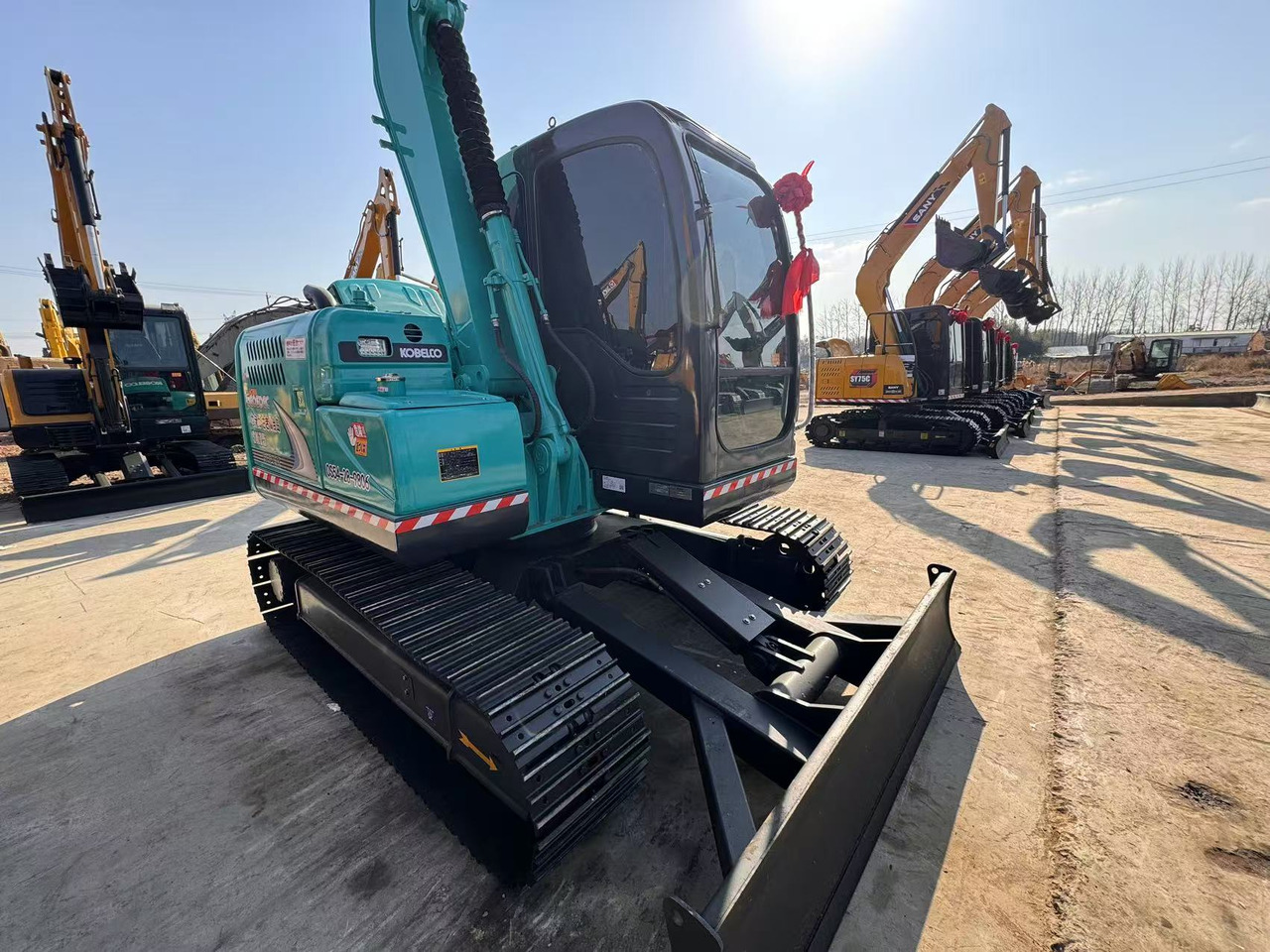 KOBELCO SK75 - Miniexcavadora: foto 4 KOBELCO SK75 - Miniexcavadora: foto 4