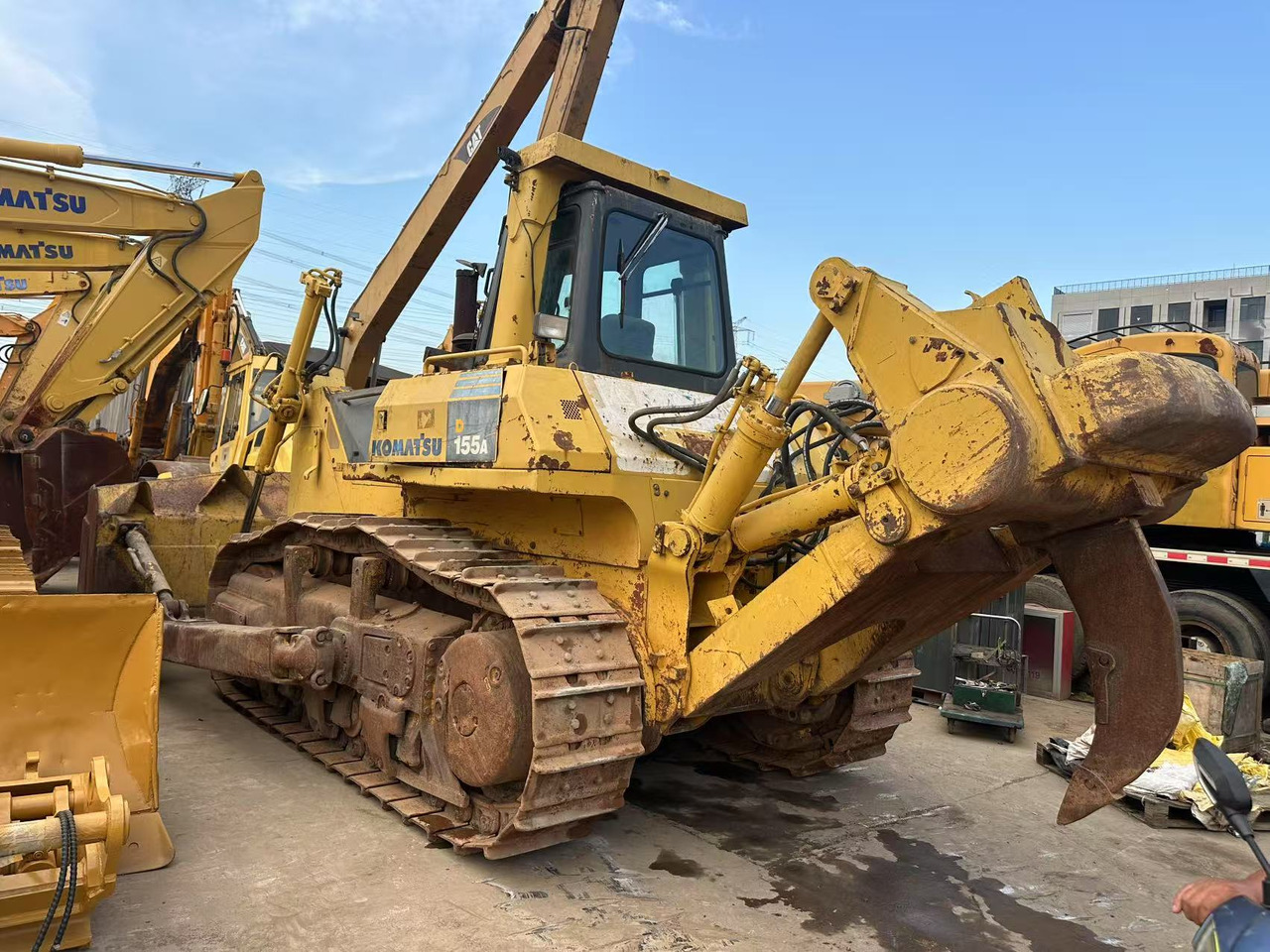 KOMATSU D155A-5 - Bulldozer: foto 1 KOMATSU D155A-5 - Bulldozer: foto 1