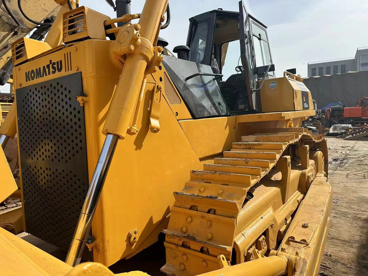 KOMATSU D155A-5 - Bulldozer: foto 3 KOMATSU D155A-5 - Bulldozer: foto 3