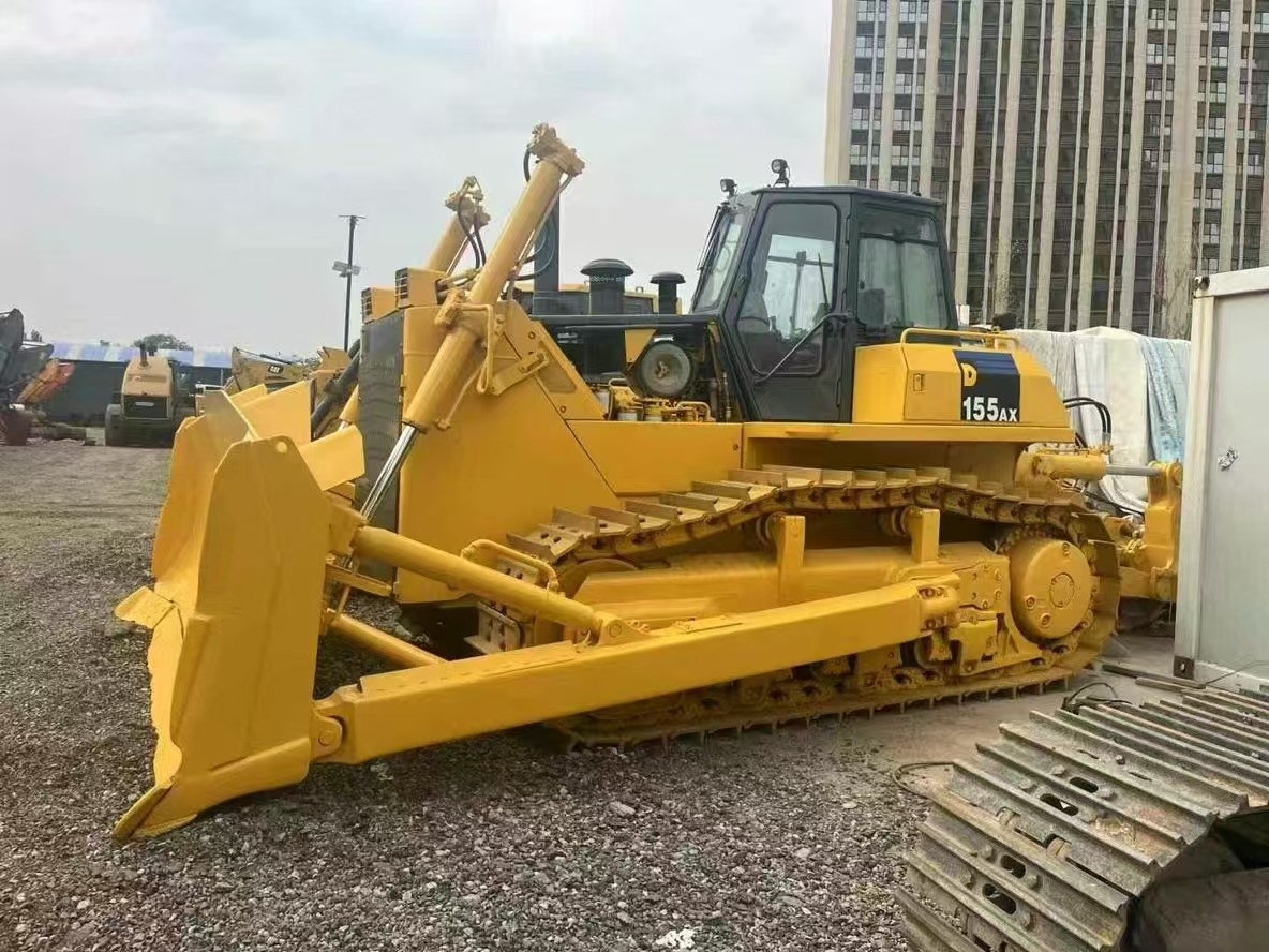 KOMATSU D155A-5 - Bulldozer: foto 3 KOMATSU D155A-5 - Bulldozer: foto 3