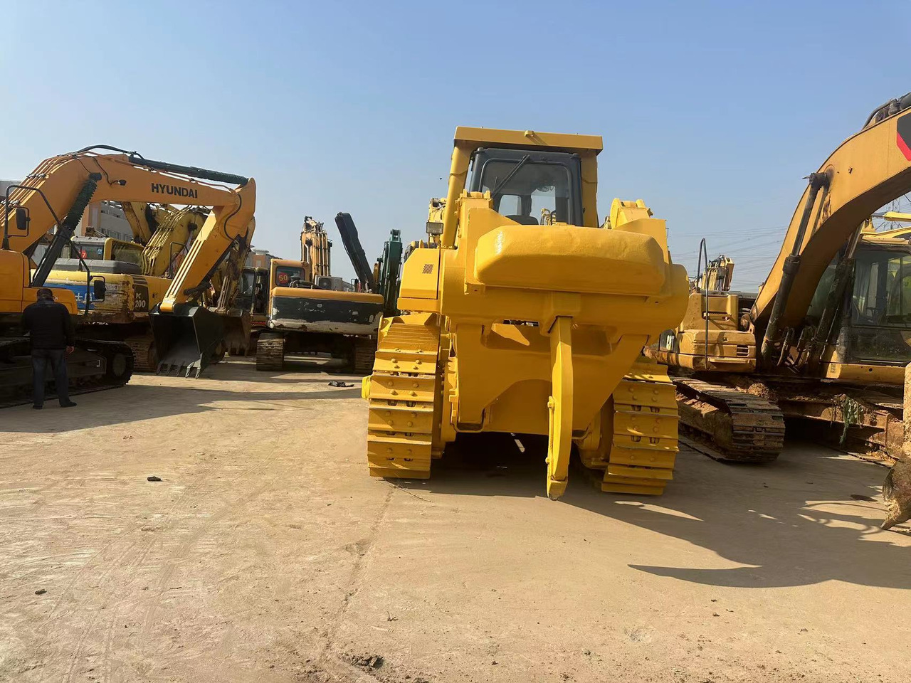 KOMATSU D155A-5 - Bulldozer: foto 4 KOMATSU D155A-5 - Bulldozer: foto 4