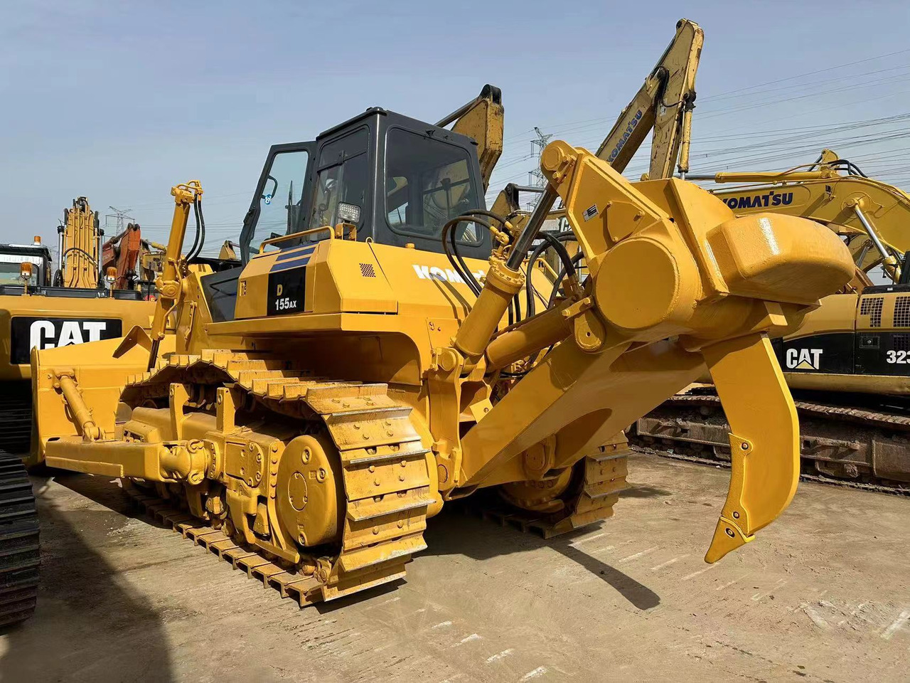 KOMATSU D155A-5 - Bulldozer: foto 2 KOMATSU D155A-5 - Bulldozer: foto 2