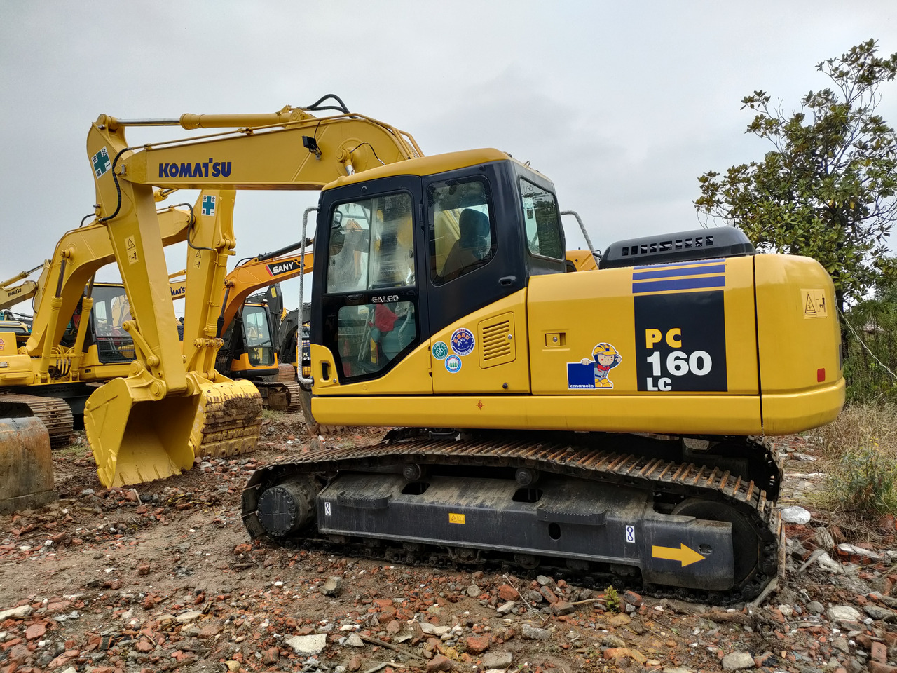 KOMATSU PC160-7 - Excavadora de cadenas: foto 1 KOMATSU PC160-7 - Excavadora de cadenas: foto 1
