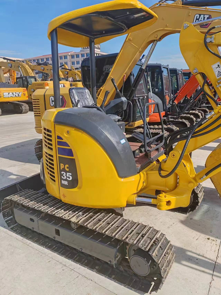 KOMATSU PC35 - Excavadora de cadenas: foto 1 KOMATSU PC35 - Excavadora de cadenas: foto 1