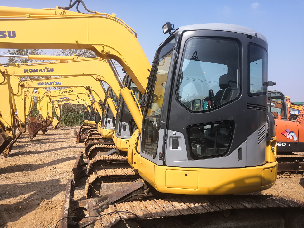 KOMATSU PC78US - Miniexcavadora: foto 2 KOMATSU PC78US - Miniexcavadora: foto 2