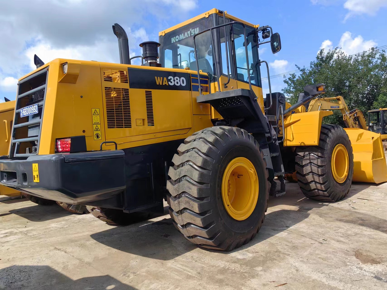 KOMATSU WA380-6 - Cargadora de ruedas: foto 1 KOMATSU WA380-6 - Cargadora de ruedas: foto 1