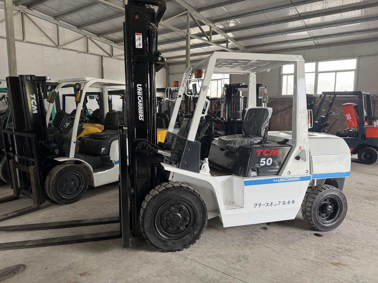 TCM FD50 - Plataforma de tijeras: foto 1 TCM FD50 - Plataforma de tijeras: foto 1