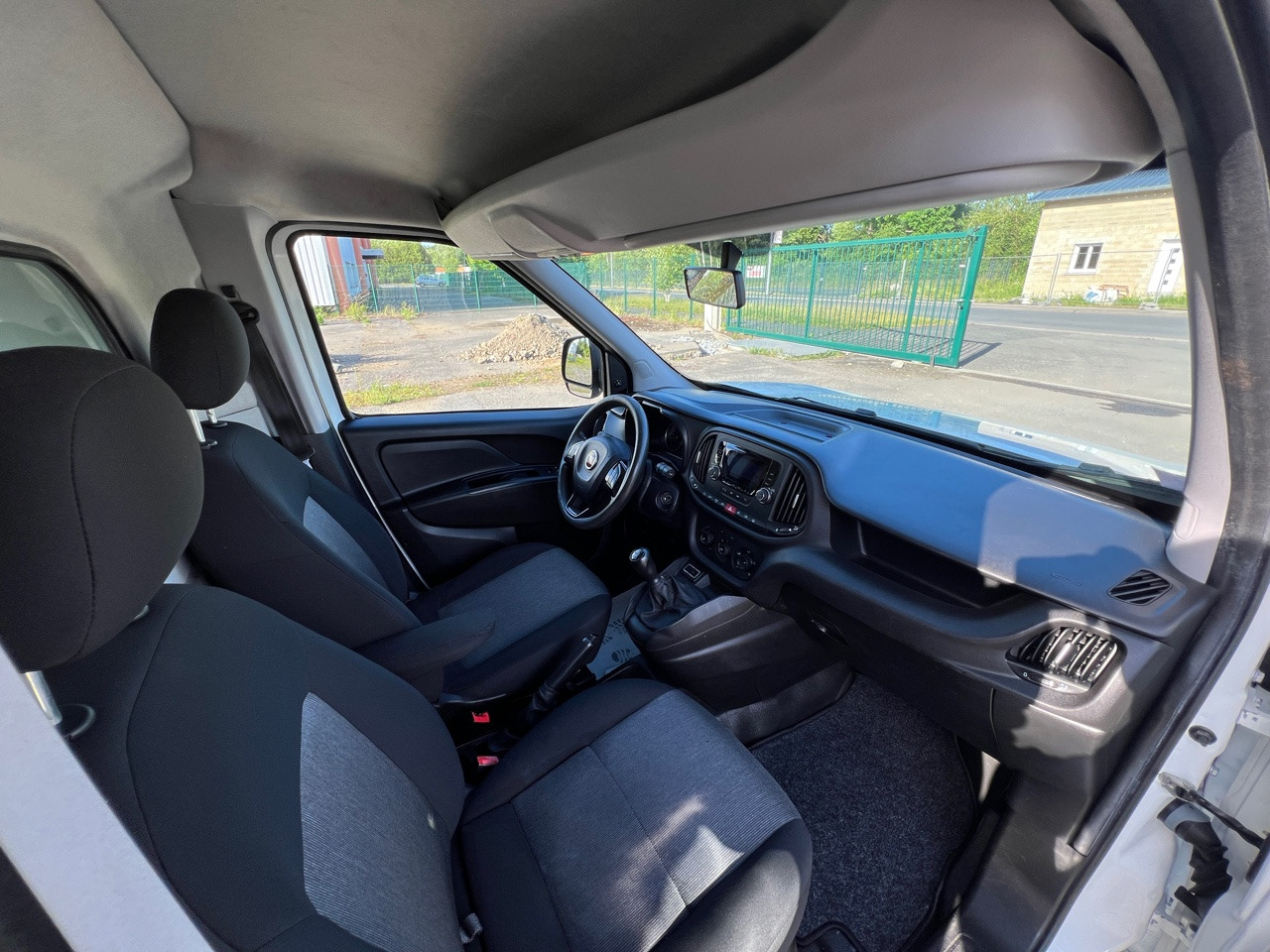 FIAT Doblo Multijet 1.3 95ch Utilitaire - Furgón: foto 3 FIAT Doblo Multijet 1.3 95ch Utilitaire - Furgón: foto 3