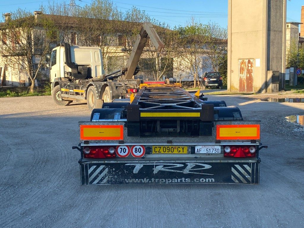 CARDI RIMORCHIO CARDI SCARRABILE RIBALTABILE PNEUMATICO - Remolque multilift/ Portacontenedores de cadenas: foto 5 CARDI RIMORCHIO CARDI SCARRABILE RIBALTABILE PNEUMATICO - Remolque multilift/ Portacontenedores de cadenas: foto 5