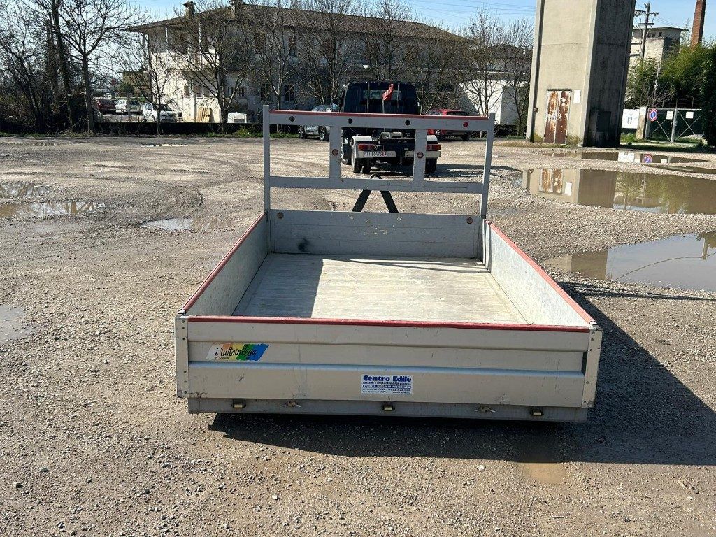 CONTAINER USATO SCARRABILE A PIANALE - Contenedor de gancho: foto 4 CONTAINER USATO SCARRABILE A PIANALE - Contenedor de gancho: foto 4
