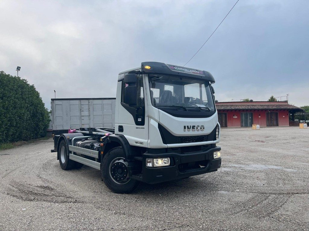 Leasing para IVECO EUROCARGO 180K32 SCARRABILE NUOVO IVECO EUROCARGO 180K32 SCARRABILE NUOVO: foto 6