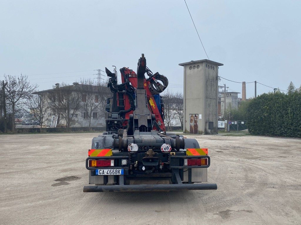 IVECO STRALIS 260.450 SCARRABILE CON GRU - Camión multibasculante, Camión grúa: foto 4 IVECO STRALIS 260.450 SCARRABILE CON GRU - Camión multibasculante, Camión grúa: foto 4