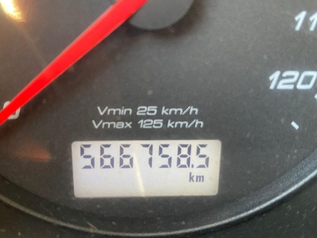 IVECO STRALIS 310 SCARRABILE FULL PNEUMATICO - Camión multibasculante: foto 3 IVECO STRALIS 310 SCARRABILE FULL PNEUMATICO - Camión multibasculante: foto 3