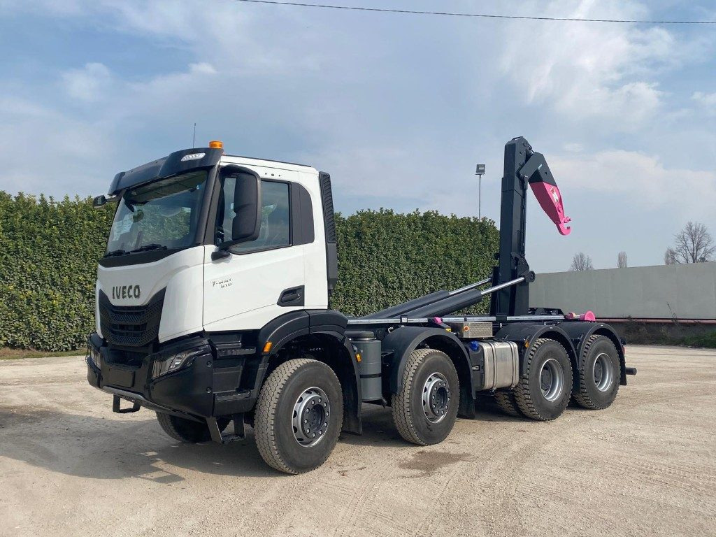 IVECO TRAKKER T-WAY AD510 NUOVO SCARRABILE - Camión multibasculante: foto 1 IVECO TRAKKER T-WAY AD510 NUOVO SCARRABILE - Camión multibasculante: foto 1