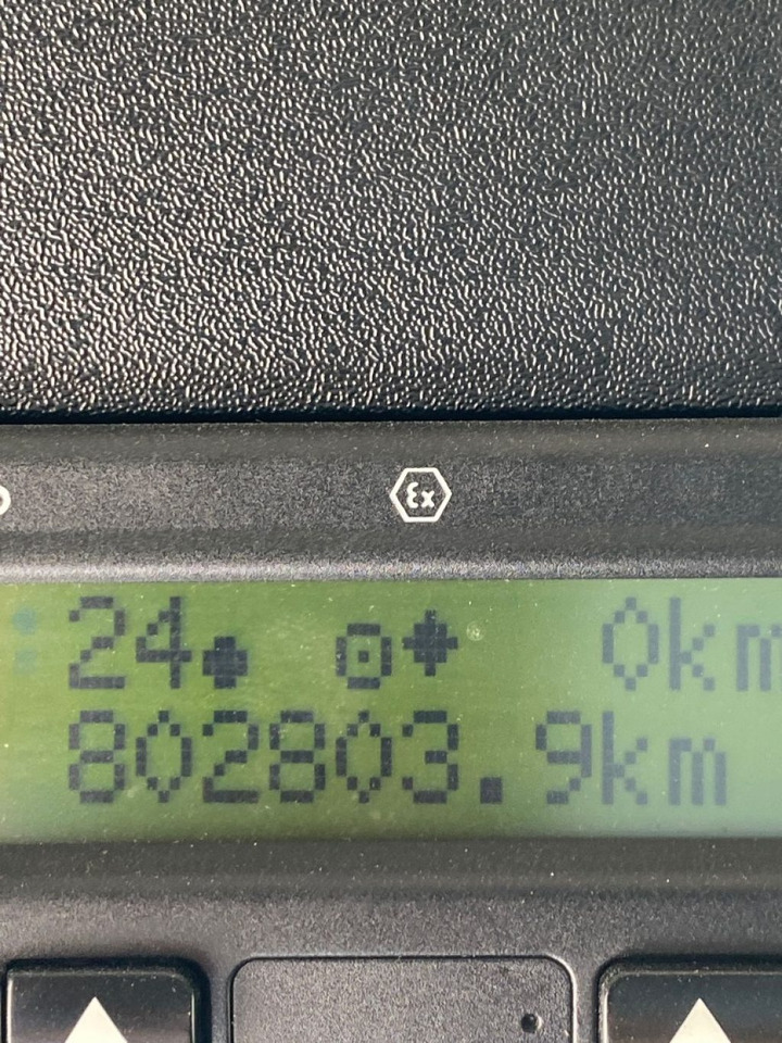 Camión multibasculante MERCEDES-BENZ ANTOS 25.43 SCARRABILE FULL PNEUMATICO 3: foto 10