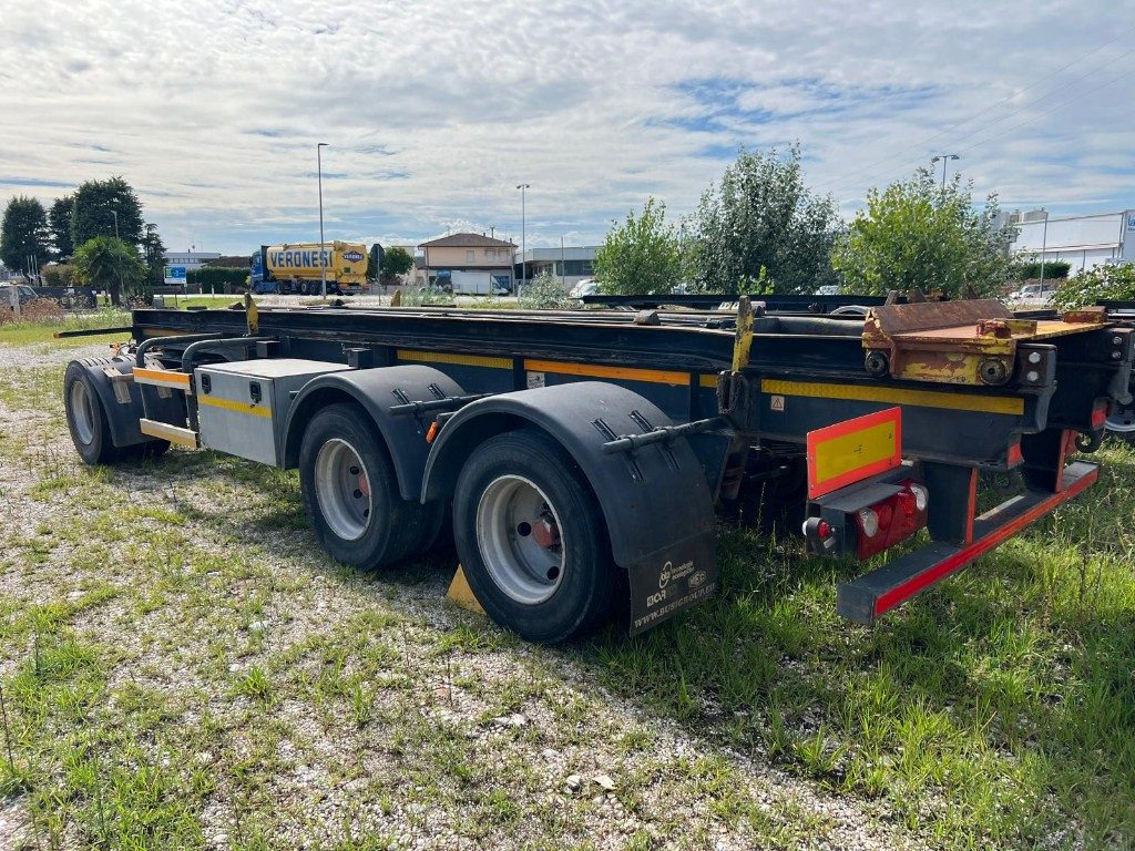PIACENZA RIMORCHIO PIACENZA SCARRABILE BALESTRATO - Remolque multilift/ Portacontenedores de cadenas: foto 1 PIACENZA RIMORCHIO PIACENZA SCARRABILE BALESTRATO - Remolque multilift/ Portacontenedores de cadenas: foto 1