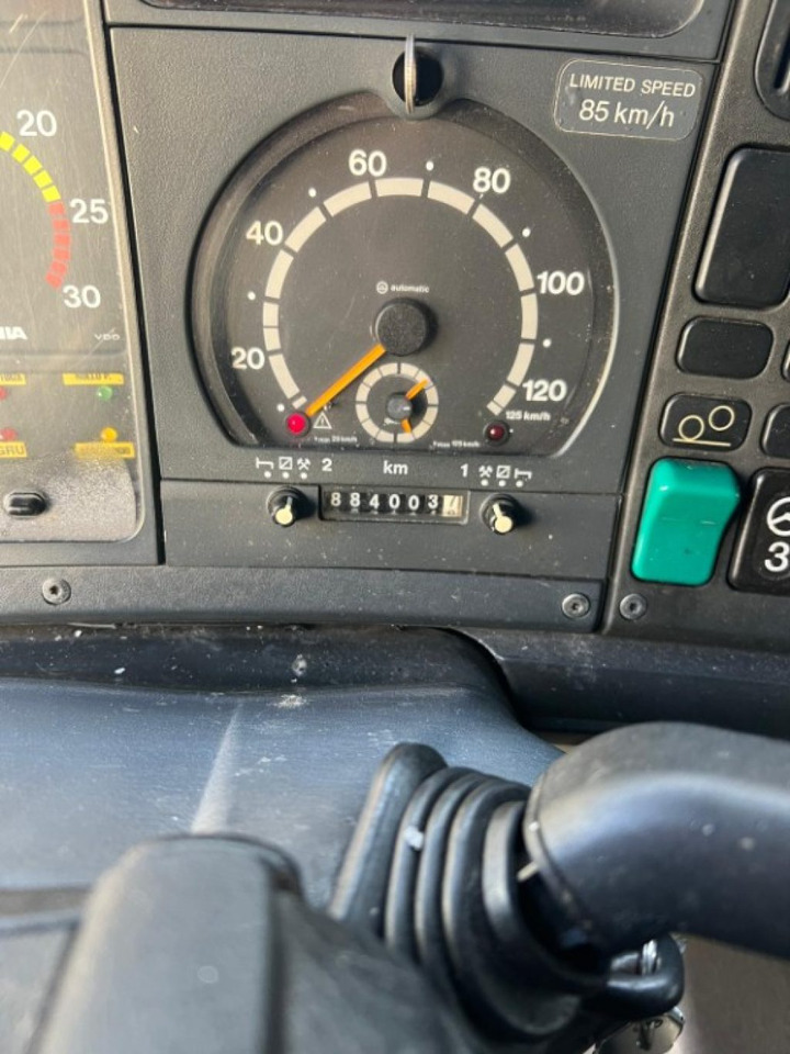 Camión multibasculante SCANIA CV R124 SCARRABILE CON GRU E POLIPO: foto 9 Camión multibasculante SCANIA CV R124 SCARRABILE CON GRU E POLIPO: foto 9