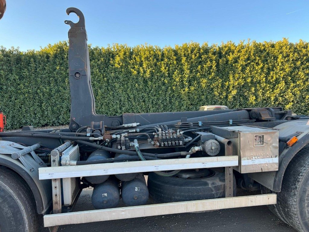 Camión multibasculante SCANIA CV R124 SCARRABILE CON GRU E POLIPO: foto 11 Camión multibasculante SCANIA CV R124 SCARRABILE CON GRU E POLIPO: foto 11