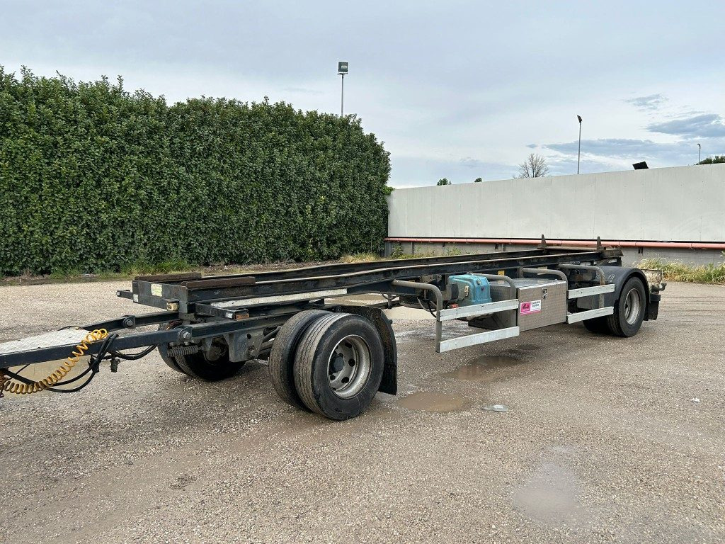 ZORZI RIMORCHIO ZORZI 20R 073 SCARRABILE - Remolque multilift/ Portacontenedores de cadenas: foto 1 ZORZI RIMORCHIO ZORZI 20R 073 SCARRABILE - Remolque multilift/ Portacontenedores de cadenas: foto 1