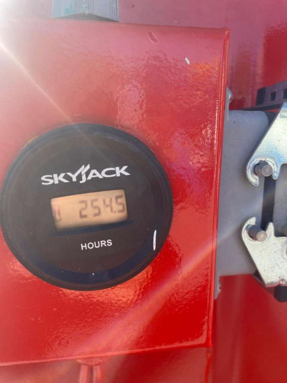 Plataforma de mástil vertical SkyJack SJ-16: foto 11
