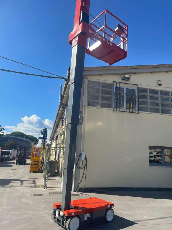 Plataforma de mástil vertical SkyJack SJ-16: foto 14