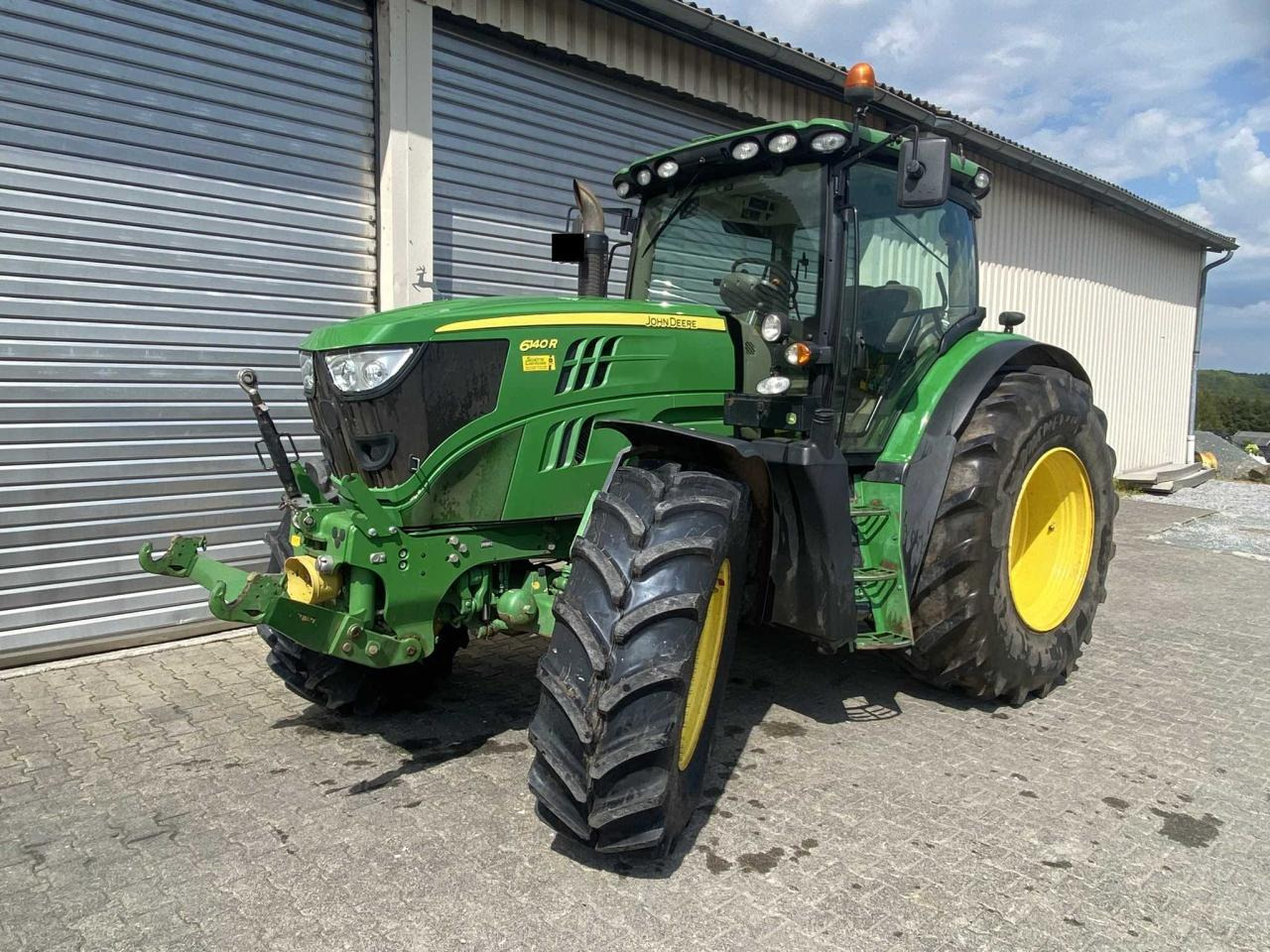 John Deere 6140R - Tractor: foto 2 John Deere 6140R - Tractor: foto 2