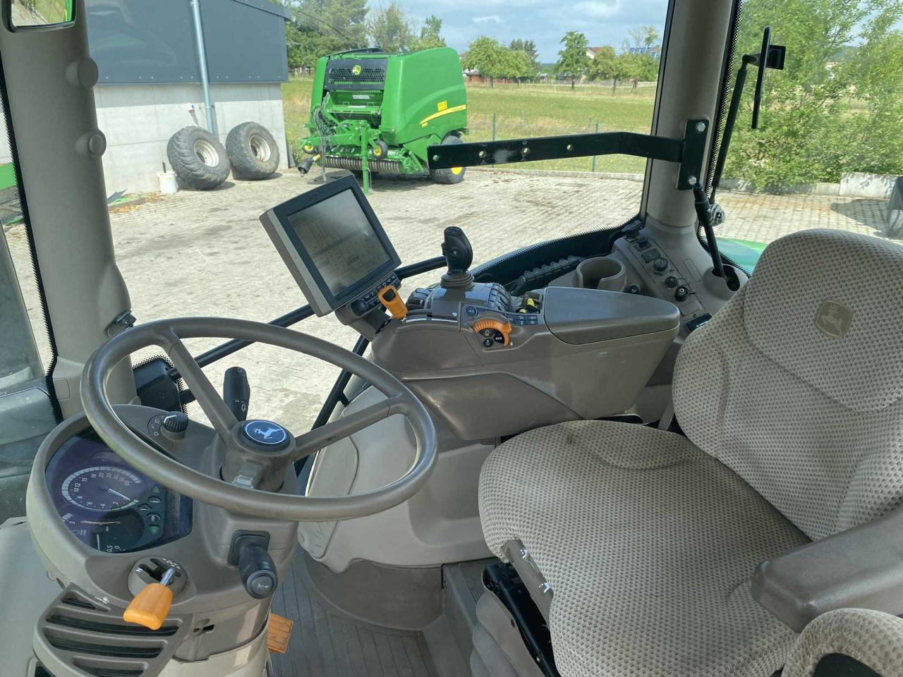 Tractor John Deere 6195R: foto 6