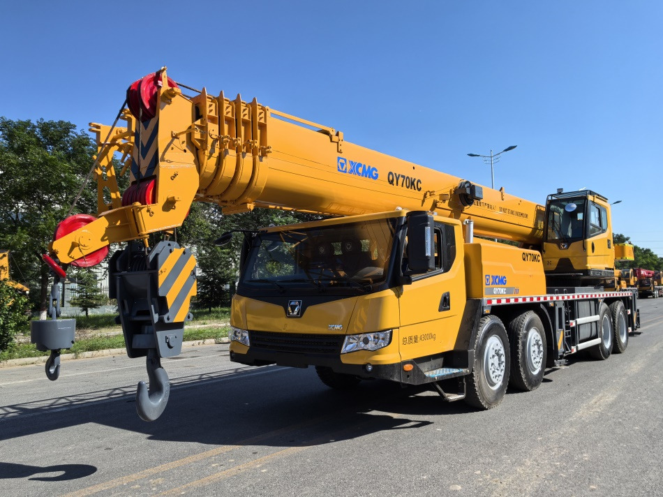 XCMG QY70KC 70TON QY70K QY70KA QY70K-1 xcmg qy70ks - Autogrúa: foto 2 XCMG QY70KC 70TON QY70K QY70KA QY70K-1 xcmg qy70ks - Autogrúa: foto 2