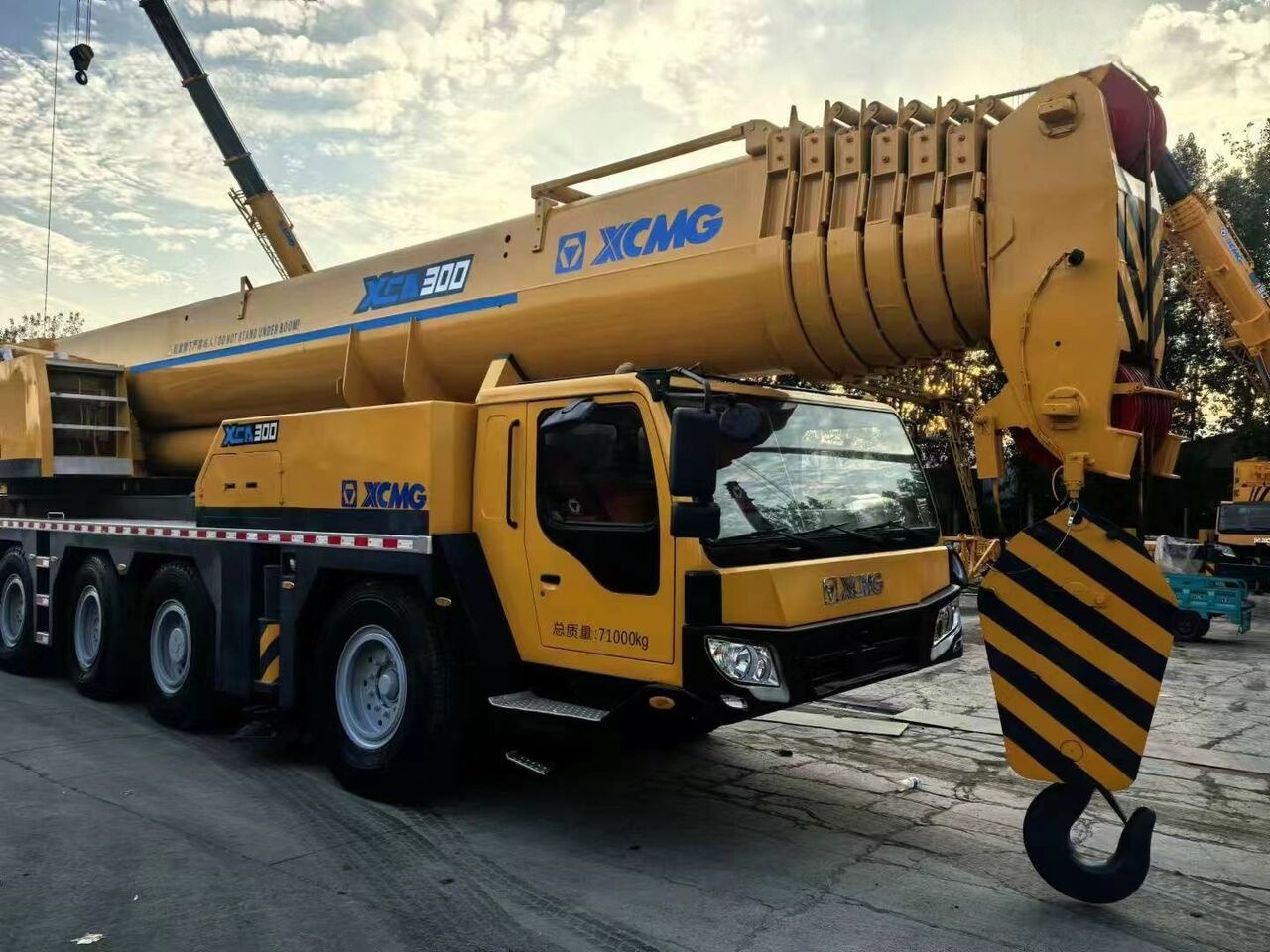 XCMG XCA300 QAY300 QY300K 300Ton Used Mobile Crane - Autogrúa: foto 2 XCMG XCA300 QAY300 QY300K 300Ton Used Mobile Crane - Autogrúa: foto 2