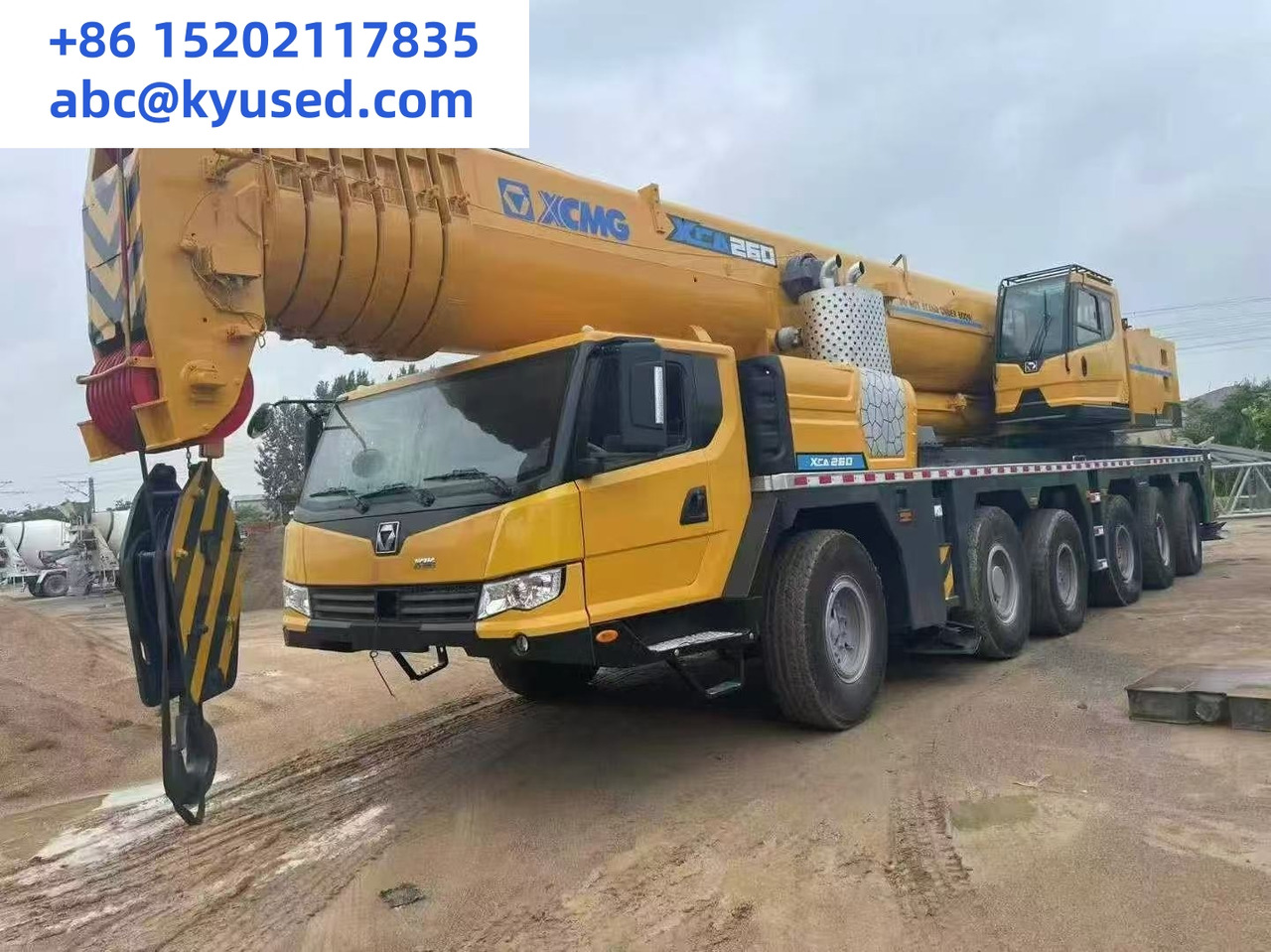 XCMG XCA300 XCA260 300ton 260ton 250ton 220ton used crane - Grúa todo terreno: foto 2 XCMG XCA300 XCA260 300ton 260ton 250ton 220ton used crane - Grúa todo terreno: foto 2