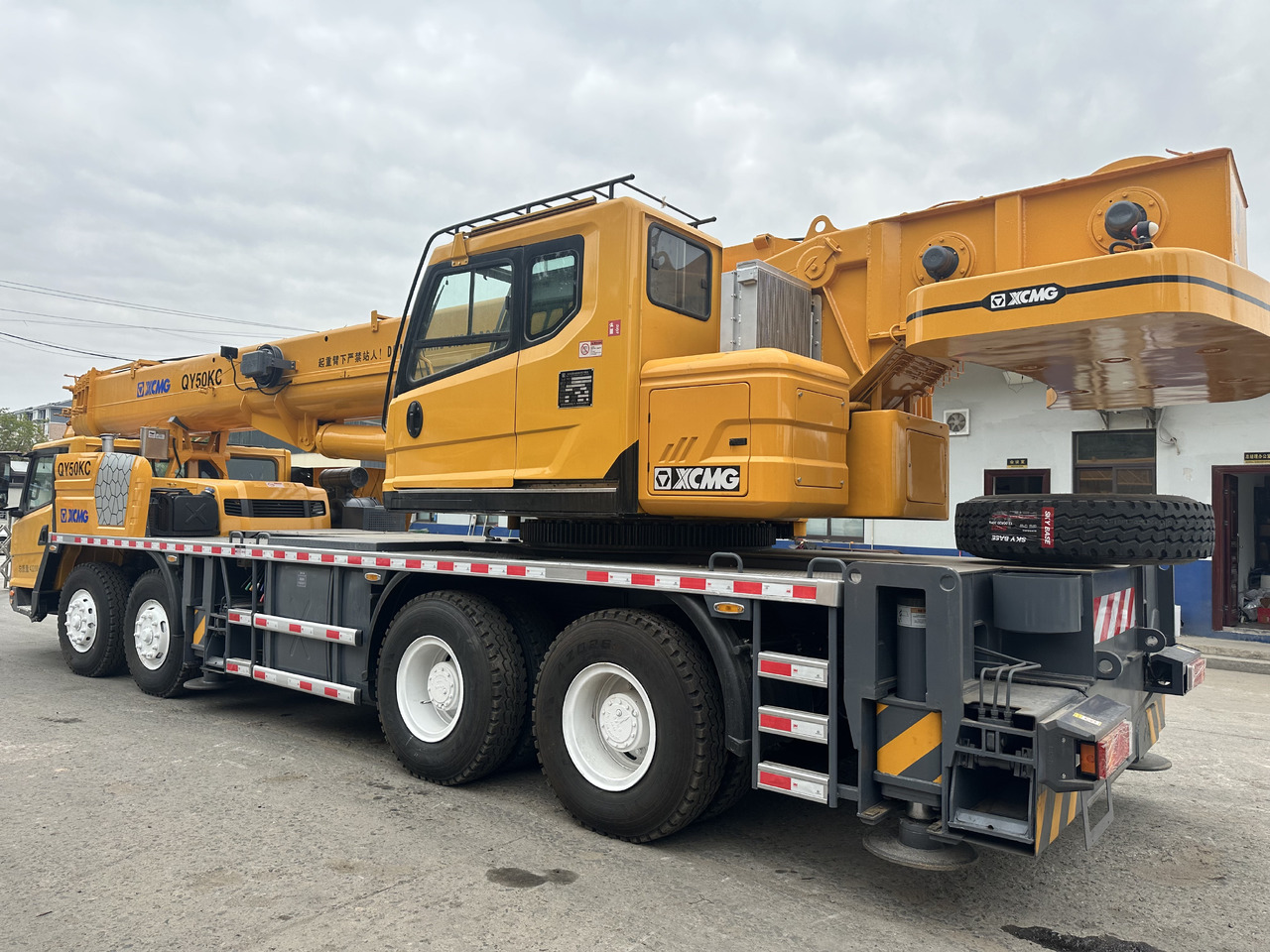 XCMG qy50kc xct55 qy55kc 50ton 55 ton 70 ton 85 ton 90 ton 100 ton 110 ton 130 ton truck crane - Autogrúa: foto 3 XCMG qy50kc xct55 qy55kc 50ton 55 ton 70 ton 85 ton 90 ton 100 ton 110 ton 130 ton truck crane - Autogrúa: foto 3