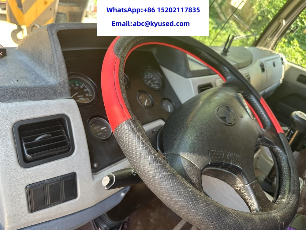 ZOOMLION ZTC700V - Autogrúa: foto 4 ZOOMLION ZTC700V - Autogrúa: foto 4