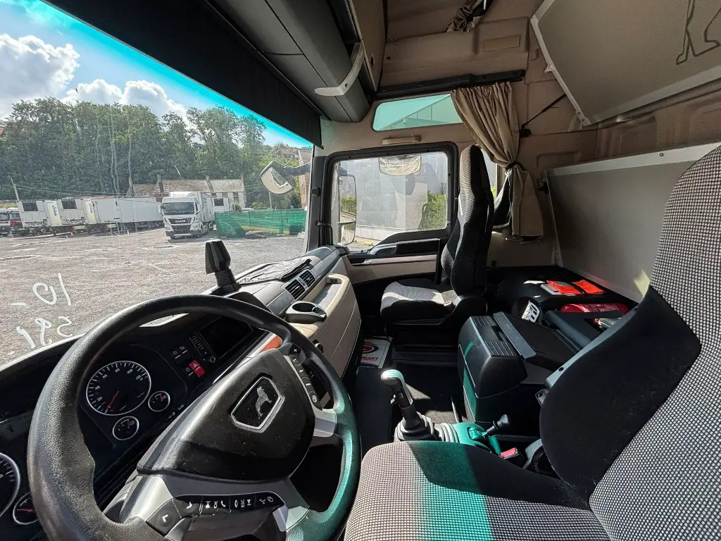 Cabeza tractora MAN TGX 18.460 XXL: foto 10