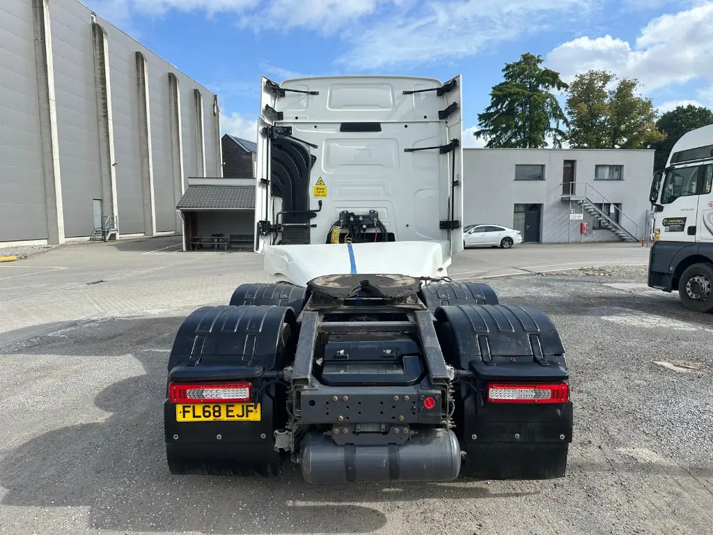 Renault T 460 (EJF) - Cabeza tractora: foto 5 Renault T 460 (EJF) - Cabeza tractora: foto 5