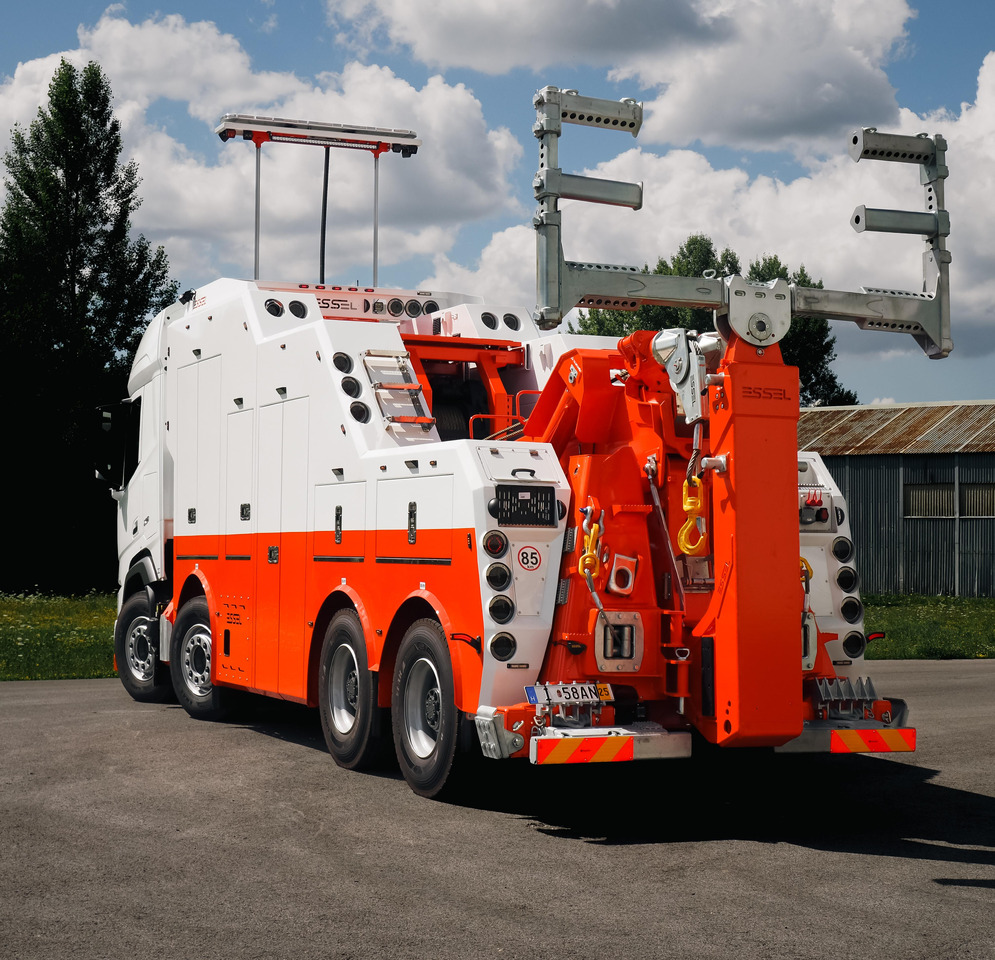 DAF530 FAD 8x4 T-REX 5- winches WHITE RHD - Grua de remolque autos: foto 4 DAF530 FAD 8x4 T-REX 5- winches WHITE RHD - Grua de remolque autos: foto 4