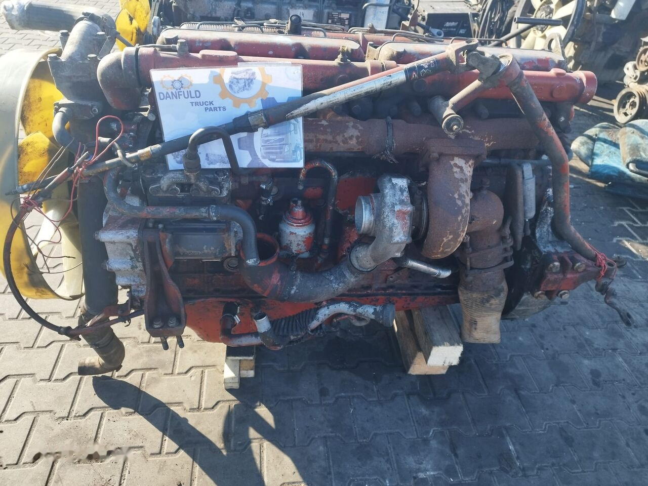 IVECO 8210.42M 470 E2 IVECO Magirus - Motor para Camión: foto 4 IVECO 8210.42M 470 E2 IVECO Magirus - Motor para Camión: foto 4