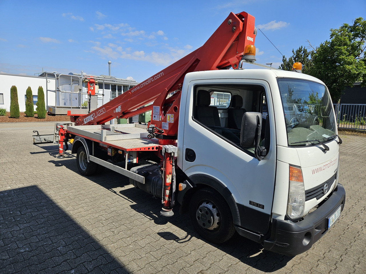 Nissan Cabstar CMC PLA 250 - 25m TOP nur 420 Stunden! - Camión con plataforma elevadora: foto 5 Nissan Cabstar CMC PLA 250 - 25m TOP nur 420 Stunden! - Camión con plataforma elevadora: foto 5