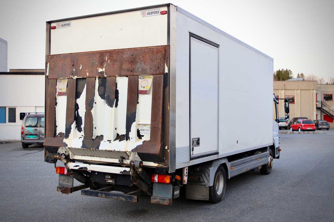 MERCEDES-BENZ Attego - Camión caja cerrada: foto 5 MERCEDES-BENZ Attego - Camión caja cerrada: foto 5