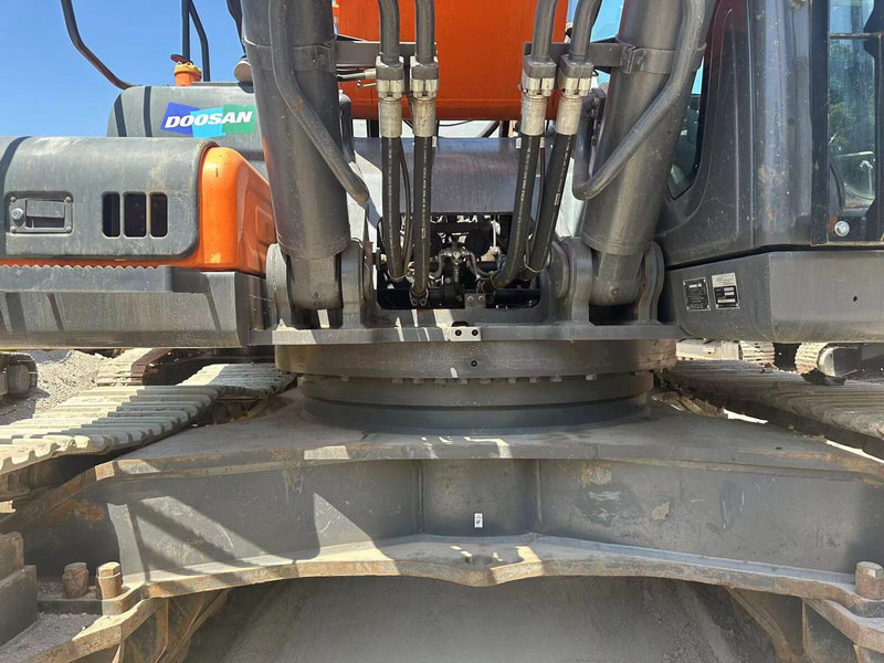 Doosan DX530 - Excavadora de cadenas: foto 2 Doosan DX530 - Excavadora de cadenas: foto 2