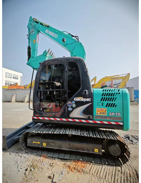 Kobelco SK75 - Miniexcavadora: foto 2 Kobelco SK75 - Miniexcavadora: foto 2