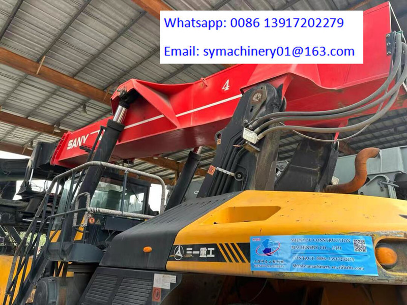 Sany SRSC45C23 - Reach stacker: foto 3 Sany SRSC45C23 - Reach stacker: foto 3