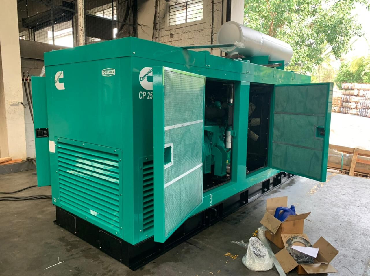 Generador industriale nuevo New Cummins 10vkva - 2500kva diesel generator: foto 11