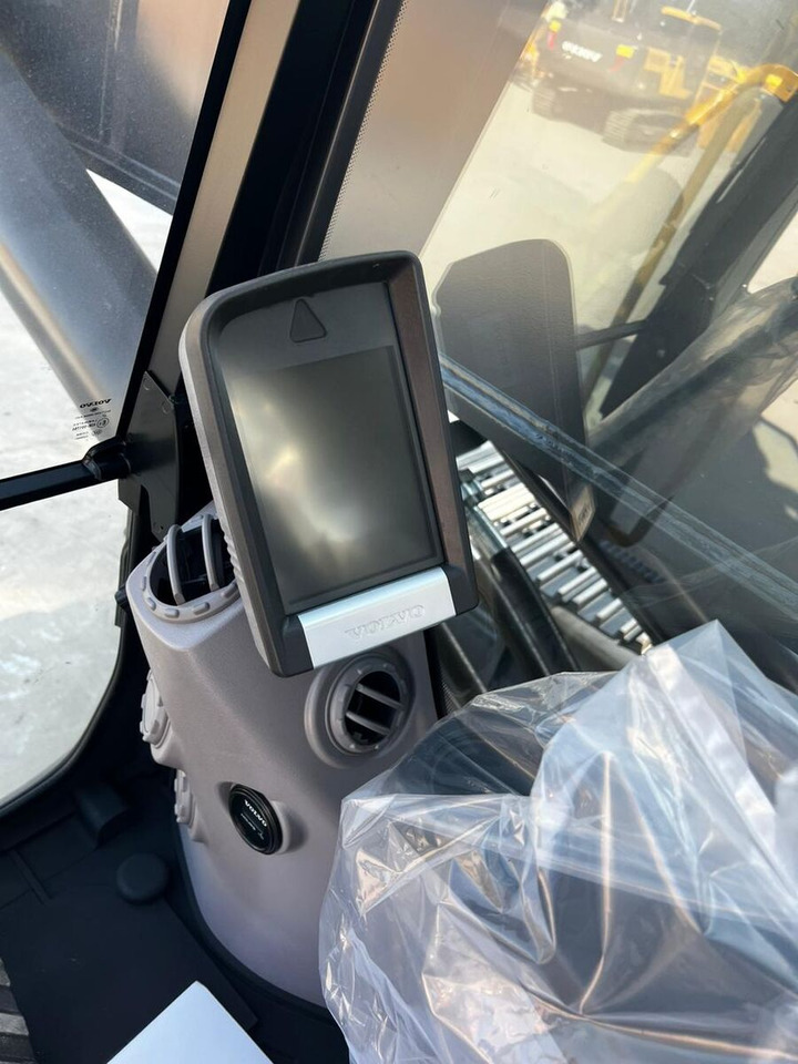 New Volvo EC480DL tracked excavator - Excavadora de cadenas: foto 5 New Volvo EC480DL tracked excavator - Excavadora de cadenas: foto 5
