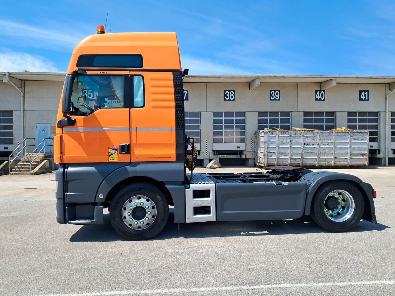 MAN TGX 18.460 ADR | Retarder | Standklima | ASR - Cabeza tractora: foto 4 MAN TGX 18.460 ADR | Retarder | Standklima | ASR - Cabeza tractora: foto 4
